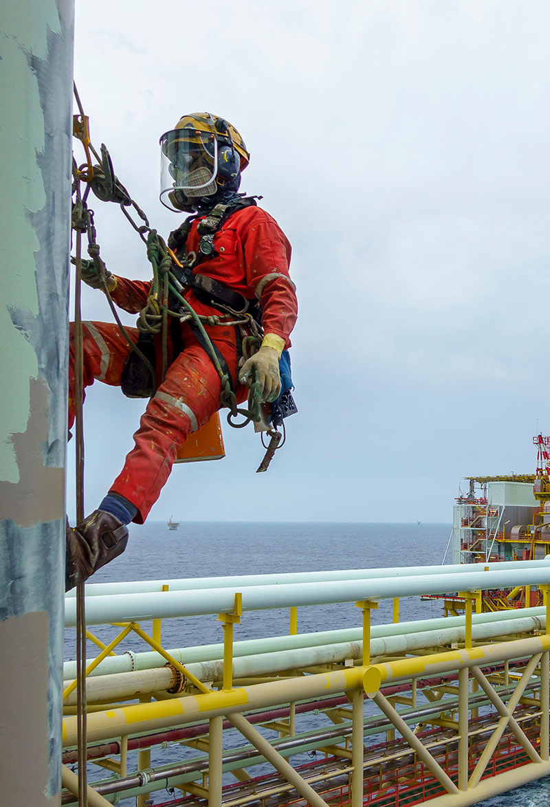 tier 1 safety training worker climbing